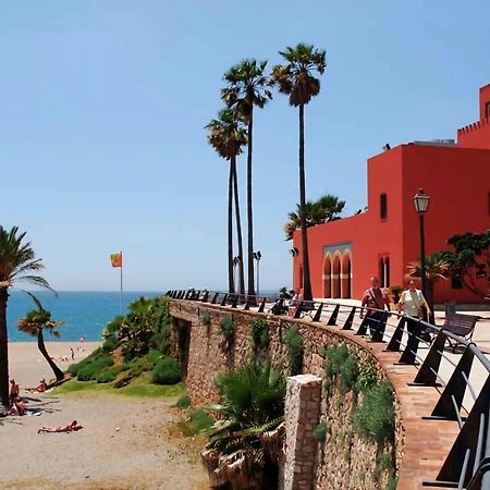Apartamentos BENALBEACH Benalmadena Bagian luar foto