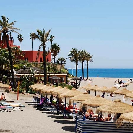 Apartamentos BENALBEACH Benalmadena Bagian luar foto