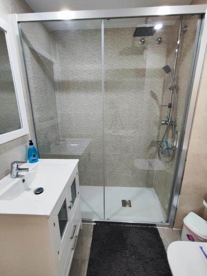 Apartamentos BENALBEACH Benalmadena Bagian luar foto
