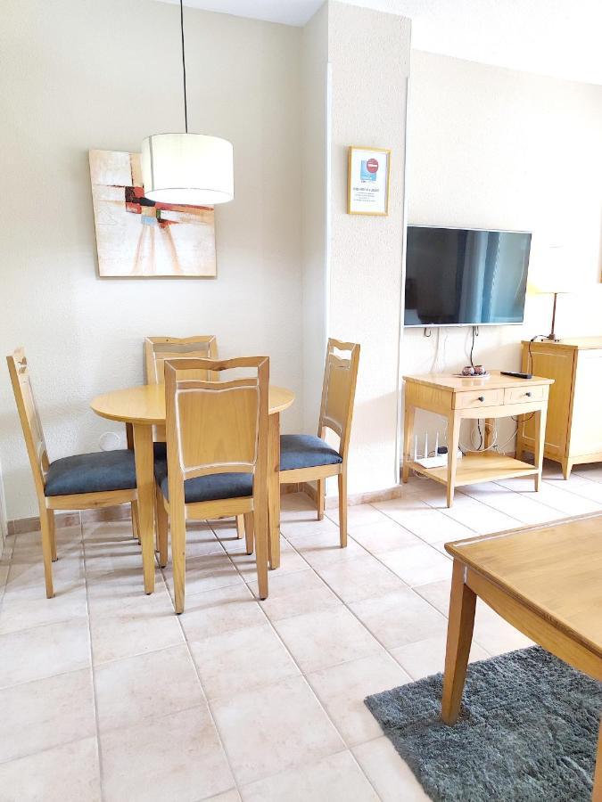 Apartamentos BENALBEACH Benalmadena Bagian luar foto