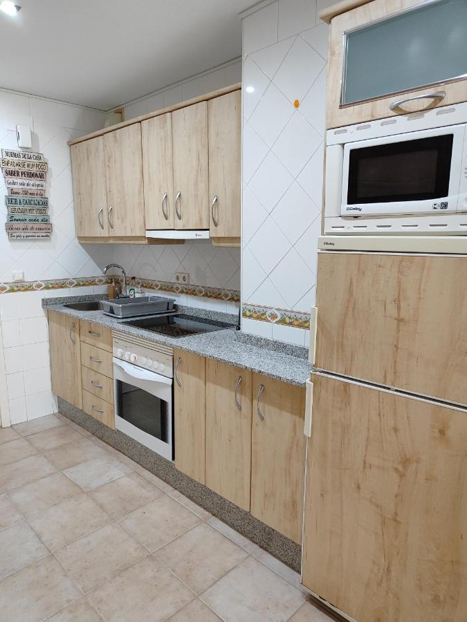 Apartamentos BENALBEACH Benalmadena Bagian luar foto