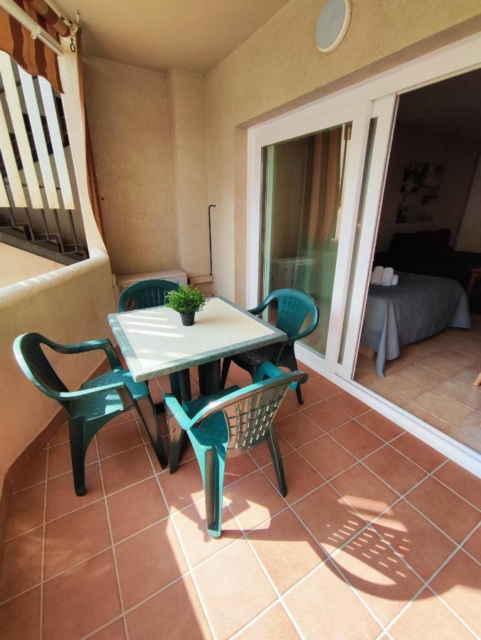 Apartamentos BENALBEACH Benalmadena Bagian luar foto