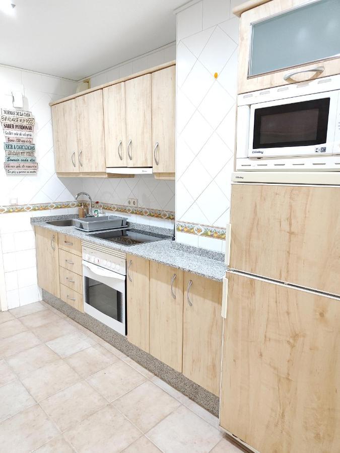 Apartamentos BENALBEACH Benalmadena Bagian luar foto