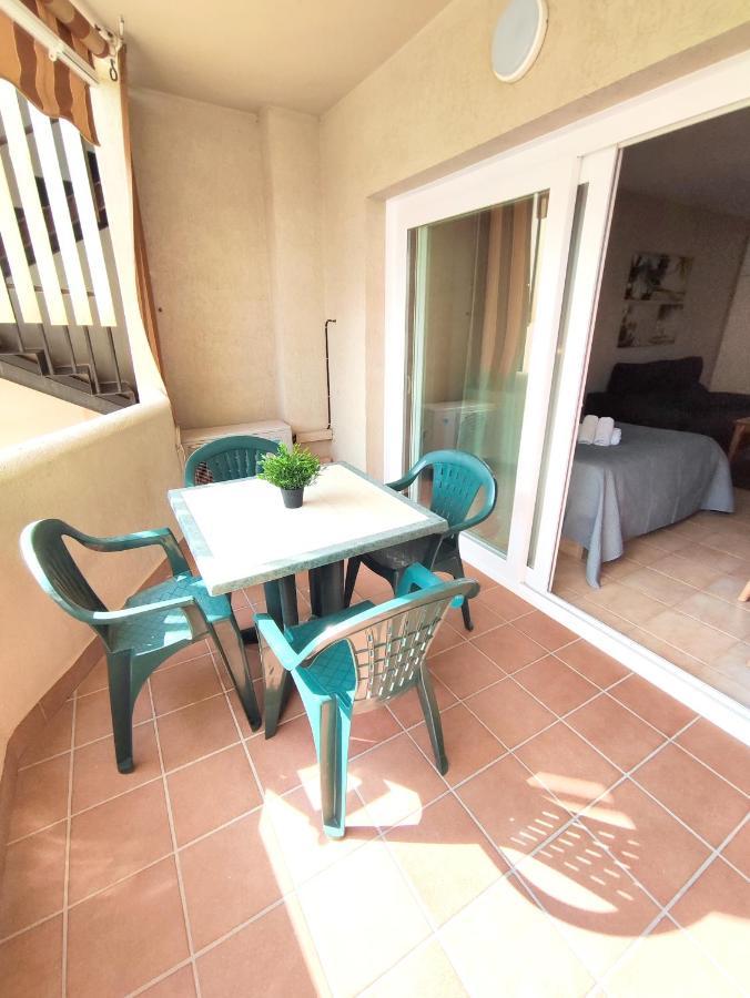 Apartamentos BENALBEACH Benalmadena Bagian luar foto