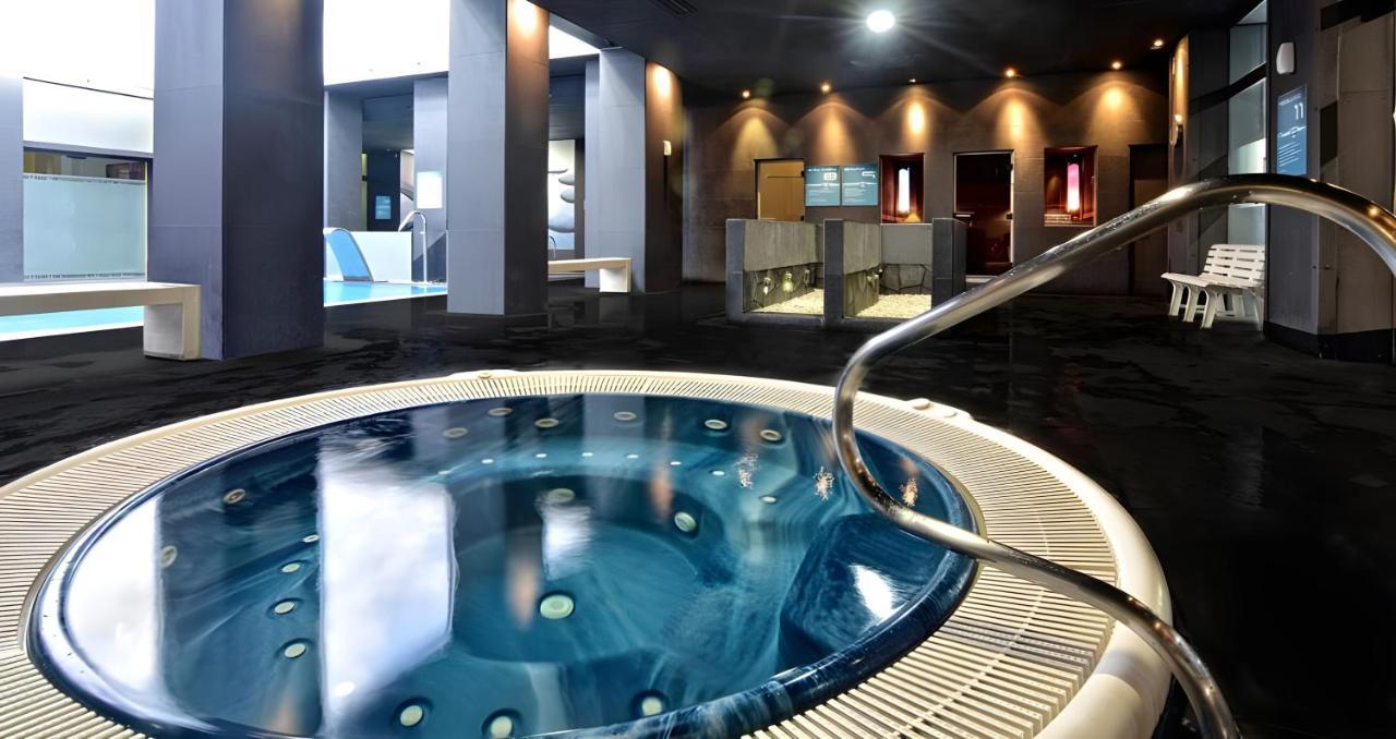 Apartamentos BENALBEACH Benalmadena Bagian luar foto